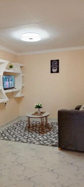 EsMash Homes Lanet